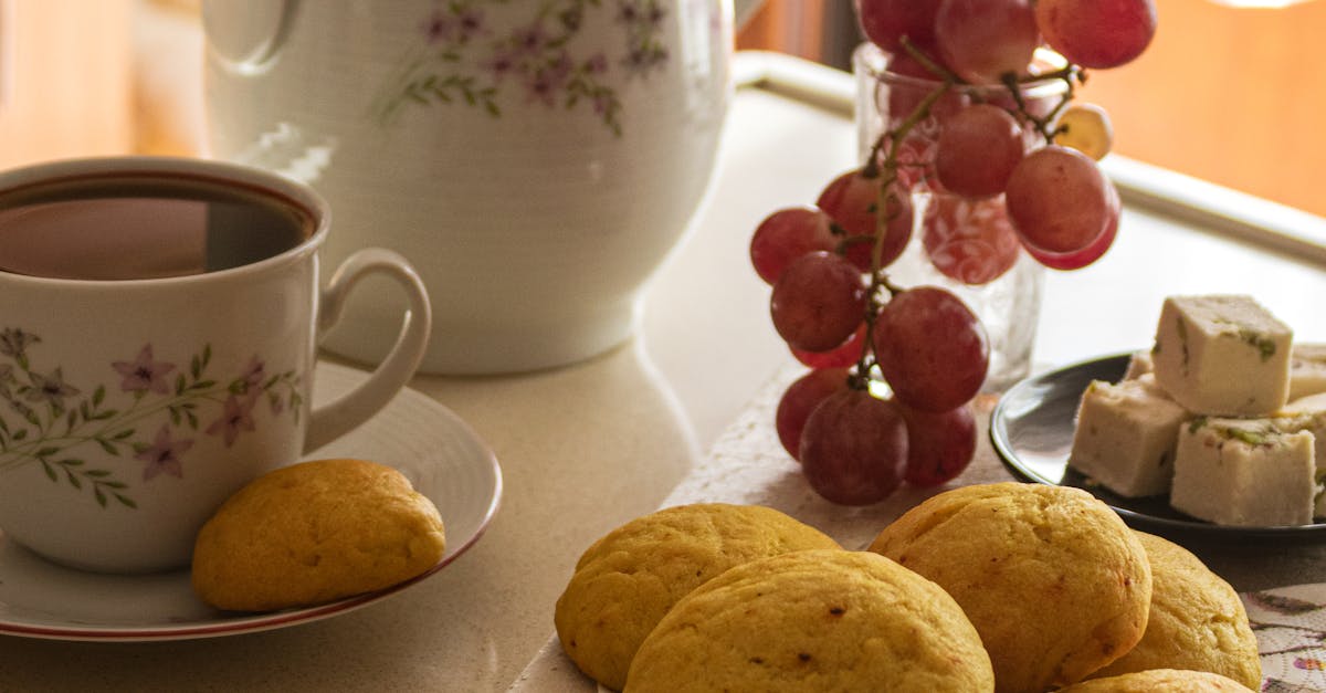 Crafting the Perfect Brunch: Signature Scones from Local Bakeries
