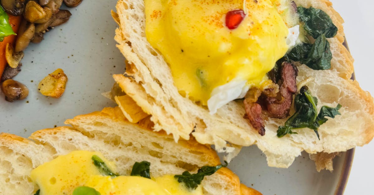 Hidden Courtyards: Brunching in Secluded Spaces